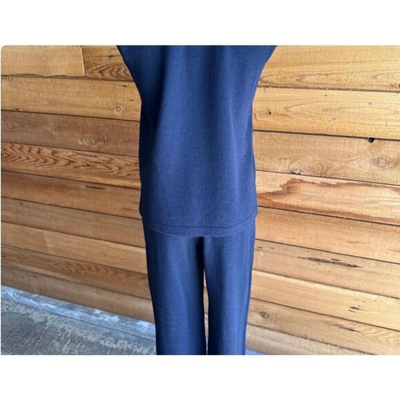 St. John 3-Piece Knit Set - Picture 12 of 16